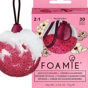 Foamie “The Berry Best” Shower Sponge + Foaming Cleanser Core